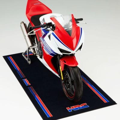 China 2021 OEM Design 100%Nylon Washable Outdoor Rubber Backing Pit Carpet Motorcycle Garage Racing Logo Mat for sale