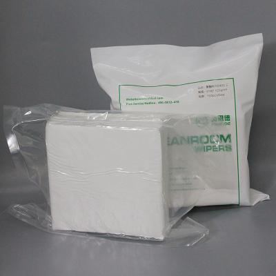 Chine l'absorption de hautes eaux de 12*12inch 100pcs 175g 2 couches de laser a coupé l'essuie-glace de Microfiber de polyester pour l'objectif de caméra à vendre