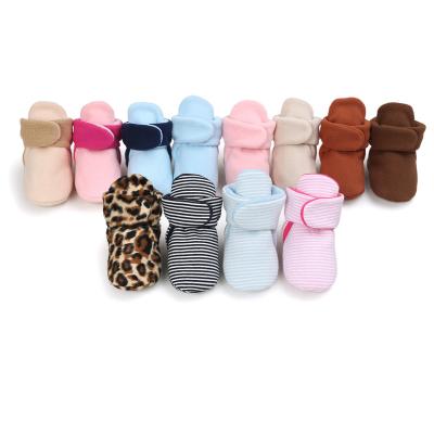 China Round Warm Newborn Toddler Boots Winter Superstarer Cotton Comfortable Soft Toddler Shoes for sale