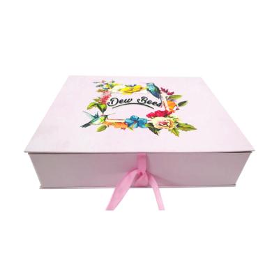 China Recyclable Stylish Design Collapsible Logo Magnetic Closure Underwear Gift Box Custom Packaging Box With Ribbon for sale