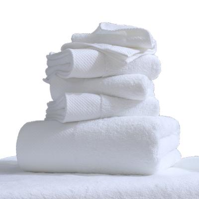 China Custom Size And Logo High Grade White Cotton Towel 100% Sustainable Hotel Bath Towel for sale