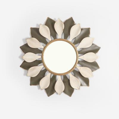 China Modern Decorative Wall Mirror Sunflower Rattan Mirror Strip Sun Shaped Wall Mirror Decor for sale