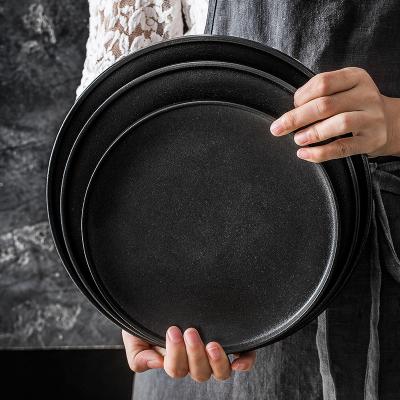 China Viable Western Style Matte Black Plate Ceramic Round Porcelain Dinnerware Bone China Food Dish Dinnerware for Salad Pasta for sale