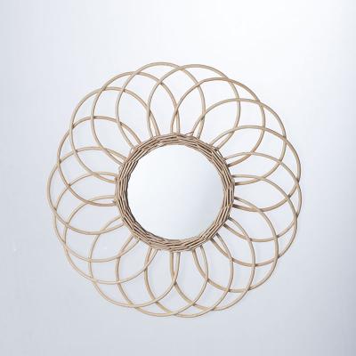 China Modern Cheap Wholesale Modern Wall Hanging Mirror Rattan Mirror Natural Flower Shaped Wall Mirrors for sale