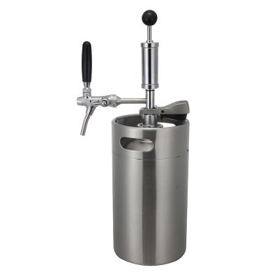 China Hot Selling High Quality Durable 8L Beer Shaker 304 Stainless Steel with Pump Kit, 2gal Mini Keg for sale