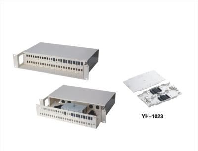 China El panel de remiendo de la base de la base 96 de la caja de empalme de la fibra óptica del soporte de estante de FC ODF 48 con 4 PC que empalman la bandeja YH1015 en venta