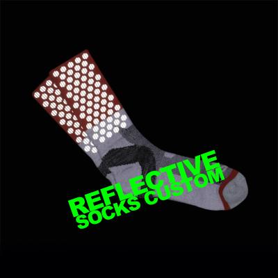 China QUICK DRY Cotton Custom Men's Glow in the Dark Reflective Sports Sock Manufacturer Reflective Recycling Running Socks for sale