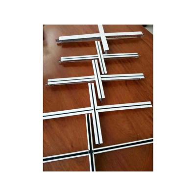 China Traditional Colored White Flat Hanging Grill Set Keel Ceiling Grid Components for sale