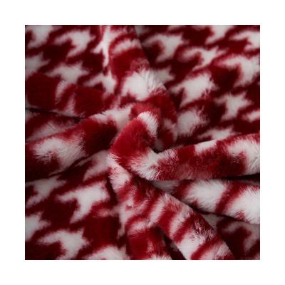 China 2022 Fashions Breathable Polyester Rabbit Fur Warm 100% Houndstooth Printed Fleece Fabric For Winter Coat for sale