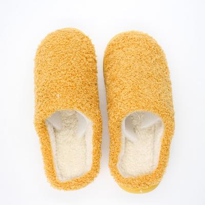 China Fashion Trend Winter Ladies And Men Home Slippers Fashion Comfort Soled Soft Anti Slip Indoor Flat Hairy Slides Slippers for sale