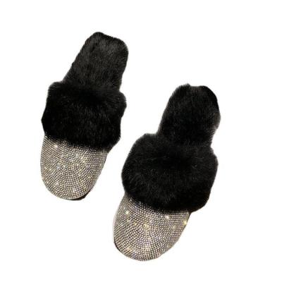 China Luxury Fur Design Women Slippers Fashion Trend Fashion Slippers Anti Slip Ladies Outdoor Light Fluffy Plush Slippers for sale