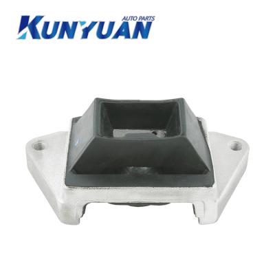 China Auto Parts Rubber/Iron Gearbox Mount 7C19-6068-CA 1485355 1494924 6C11-6068-BB 6C11-6068-CB For FORD TRANSITENT V348 2000-2006 for sale