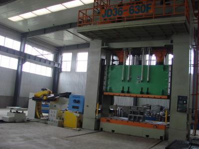 China Uncoil Servo Feeder Machine Straightener Servo Roll Feeder for sale