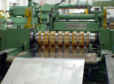 Cina Tagliatrice di alluminio del piatto d'acciaio di CNC della macchina di taglio di Uncoiler 1300mm in vendita