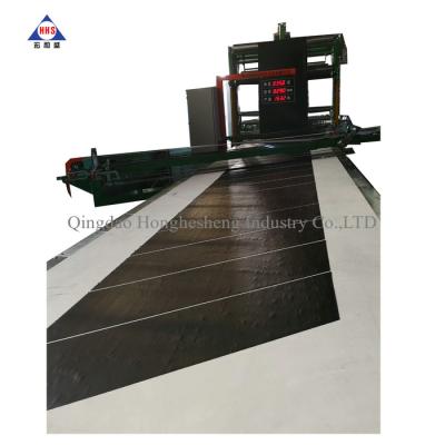 China 20 besnoeiingen/Min Horizontal Cutting Machine 100mm tot 1000mm Rubberstrook Bias Snijder Te koop