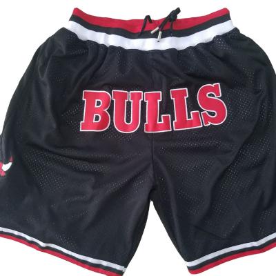 China Factory direct sale antibacterial men's basketball shorts, retro pocket basketball shorts, bull black basketball abbreviations wholesale for sale