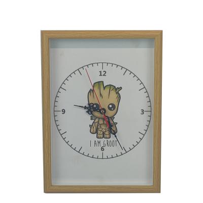 China Mengkai Modern Stylish Custom Clear Glass Frame Hanging On The Wall Clock Wooden Frame for sale