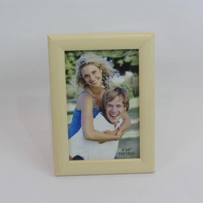 China MDF Hot New Product Glass Window Plastic Photo Frame for sale