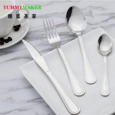 China Luxury 304 Stainless Steel Sliver Cutlery Set High Quality Viable Fork Spoon Dinnerware Set 4 Pcs for sale