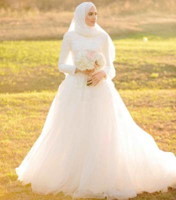 China Newest Breathable Elegant Ball Gown Big Boobs Beadings Lace Up Long Sleeve Muslim White Wedding Dress for sale