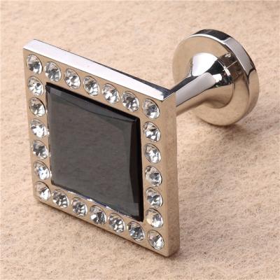 China Metal Curtain Hooks For Shower Rod Iron Curtain Wall Hook for sale