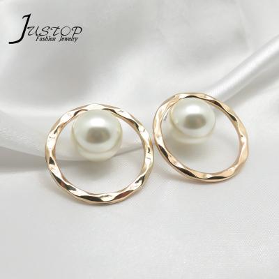 China Environmental Friendly Fashion Circle Pearl Earrings Jewelry Simple Round Ring Stud Earrings for sale