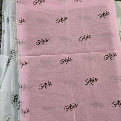 China Low MOQ Recycled Kraft Paper Wrapping Materials Christmas Paper Custom Christmas Gift Paper for sale