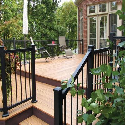 China Easily Assembled Decorative Privacy Fence Screen Balcony Garden Privacy Fence High Security Home Guardrail Barrier for sale