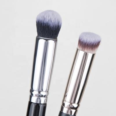 China Beauty Care Make Up Tools Black Custom Round Logo Lid Make Up Brush Private Label Concealer Slant Dense Single Blending Brush for sale