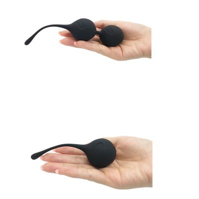 China Mujeres de 1,5 pulgadas usando la incontinencia de Ben Wa Balls For Stress en venta