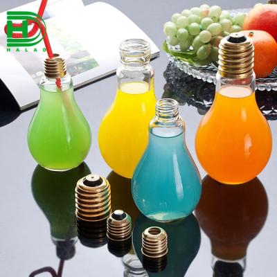 China Design BPA 10OZ 16OZ 23OZ 400ML LED Beverage Creative Bulb Free Bottle Plastic Juice Sand Cold Drink Bottle 600ML Bulb Bottle for sale