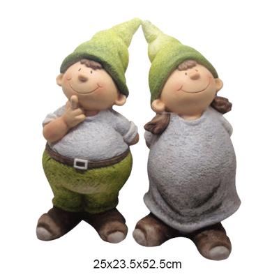 China Handmade Magnesium Oxide Boy And Girl Statue For Outdoor Garden Decoration Statue for sale