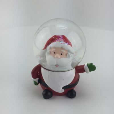 China Cheap Europe Christmas Decoration Custom Polyresin Snow Globe for sale