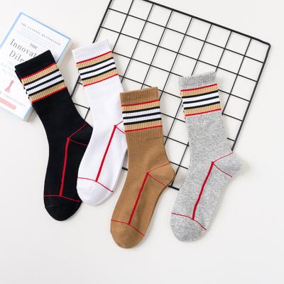 China New Fashion Luxury Wholesale Designer QUICK DRY Brand Dropshipping Dropshipping Women Crew Hip Hop Stripe Sock Dropshipping Women Men for sale