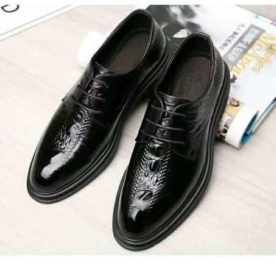 China Lightweight Italian Designed Stylish Shoes OXFORD Shoes Lightweight Rubber Unique Mens Fashion Black Shoes for sale