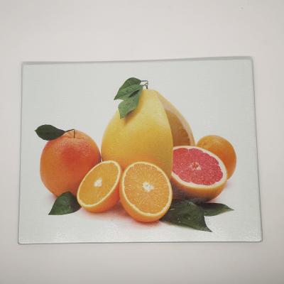 China Sustainable Tempered Easy Clean Healthy Glass Size Board Chopper for sale