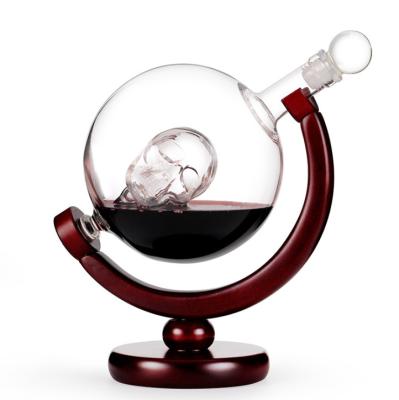 China 800ML Sustainable Globe Shaped Glass Whiskey Decanter Set Shape Interior And Wooden Base for sale