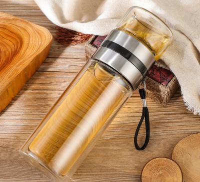 China Amazon Success Sustainable Kitchen Utensils Insulated Water Bottle Tea And Water Insulated Shaker Bottle for sale