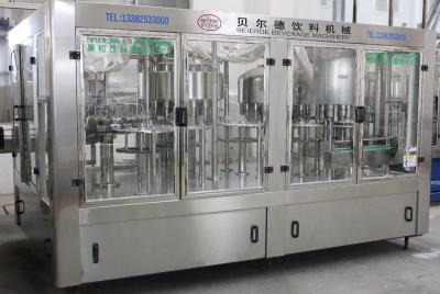 China Máquina de llenado de jugo caliente 4 en 1 totalmente automática Partículas de pulpa para botellas de PET en venta