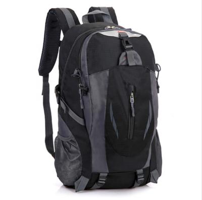 China Wholesale Famous Brands Designer 40L Fashion Waterproof Hot Selling Backpack For School Sports Hiking Cycling Manufacturer for sale