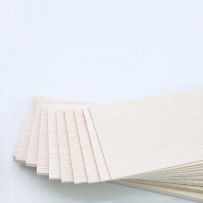 China New Traditional Material Pattern Use Lightweight Balsa Wood Sheet 5mm 2mm 2mm for sale