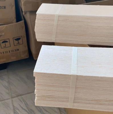 China Low Price Traditional Balsa Wide Sheet Thin Wood Sheets Light Wood Wide Sheet for sale