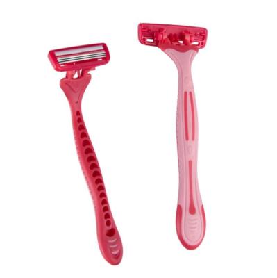 China Triple Blade Razor In The Handle Plastic High Quality Long Triple Razor Disposable Razor for sale