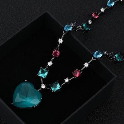 China Fashion CLASSIC Personality Women Jewelry Heart Pandent High End Necklace for sale