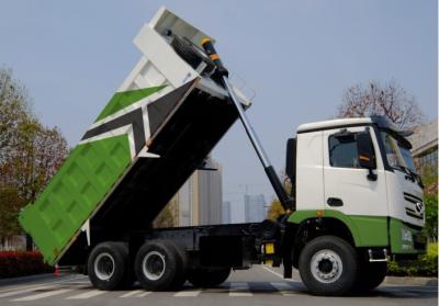 China 6x4 Antriebssystem Elektro-Bergbaudump Truck mit Nennantrieb Motorleistung von 250 kW zu verkaufen