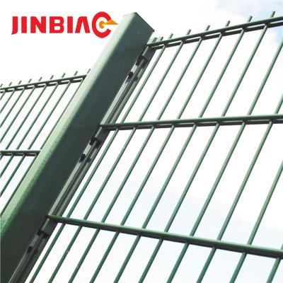 China Easily Assembled White PVC Coated 1 / 2 Inch Double Welded Wire Mesh Fence for sale