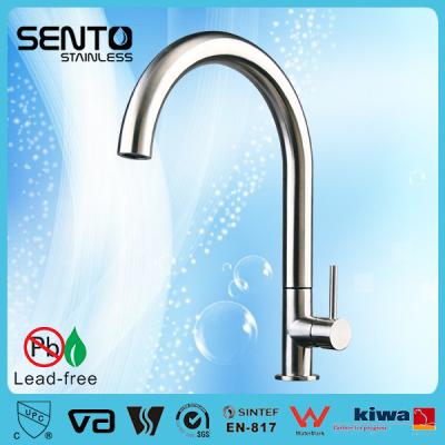 China golpecito de agua del acero inoxidable para el grifo de la cocina en venta