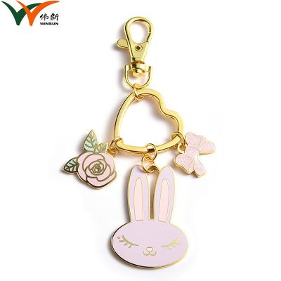 中国 かわいい猫のカップルは記念品のkeychain/注文の日本製アニメのkeychainに金属をかぶせます 販売のため