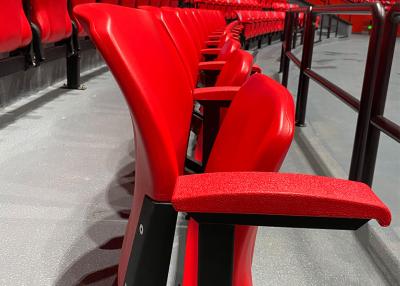 China La silla plegable roja del estadio plástica moldeo por insuflación de aire comprimido el asiento del estadio de fútbol del HDPE para la audiencia en venta