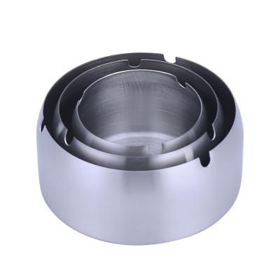 China Stainless Steel Ashtray Round Metal Portable Ashtray Cigar Ashtray Smoking Accessories for Home or Bar Use for sale